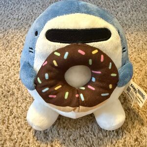SAMEZU Nom Nom Shark Plush